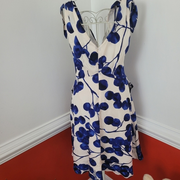 Anthropologie Yoana Barashi All Silk Floral Print Dress Size 4 - Picture 2 of 8